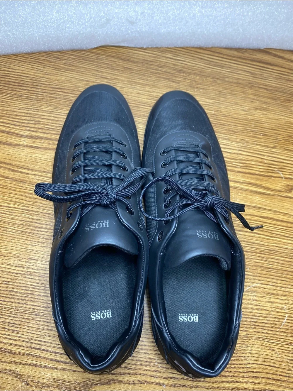 HUGO BOSS Saturn Low Trainers Sneakers Shoes Men's US 13 Black White Mesh Suede